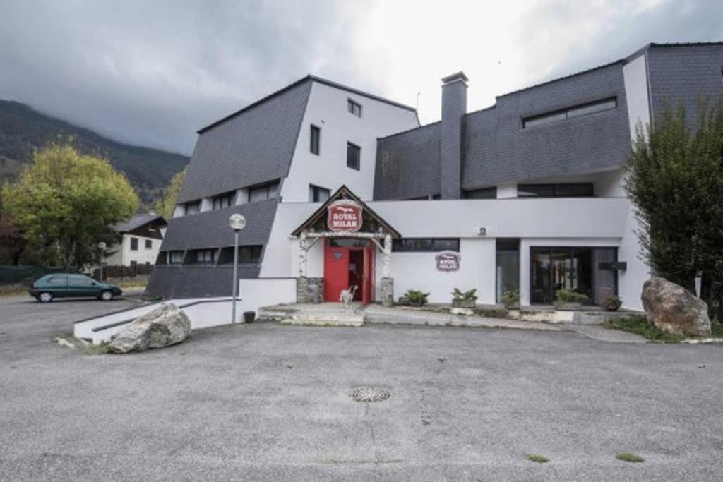 Le Repere Du Cerf T2 Residence Royal Milan St Lary Soulan Saint-Lary-Soulan Zewnętrze zdjęcie